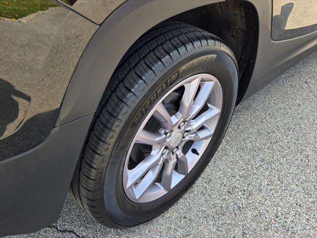 used 2024 GMC Terrain car, priced at $28,950