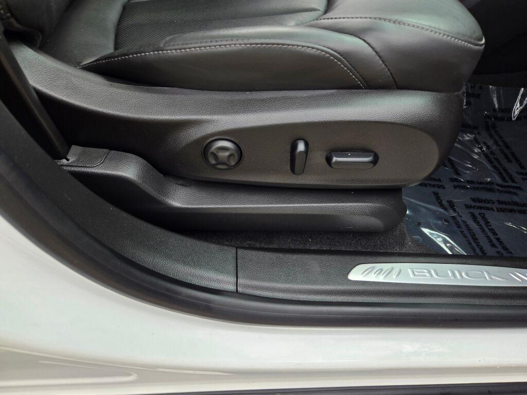 used 2020 Buick Envision car, priced at $15,625