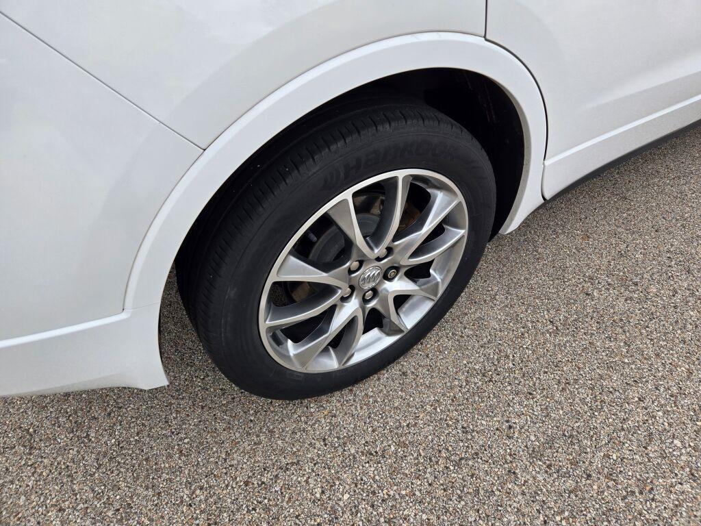 used 2020 Buick Envision car, priced at $15,625