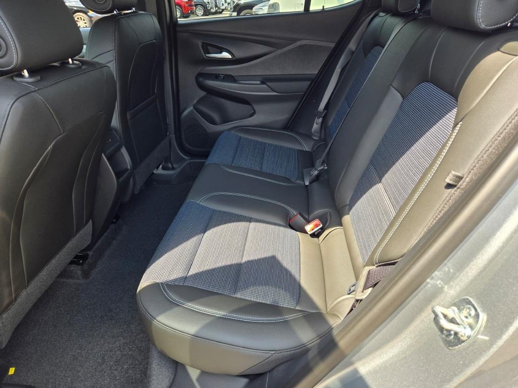 new 2025 Buick Envista car, priced at $23,926