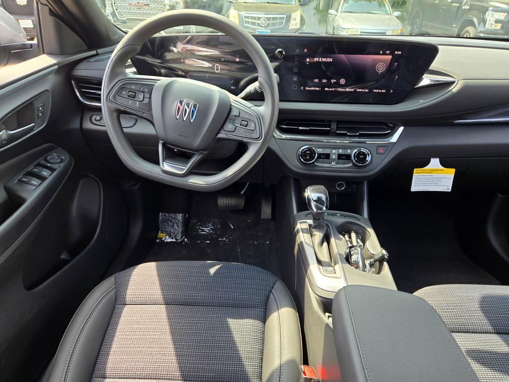 new 2025 Buick Envista car, priced at $23,926