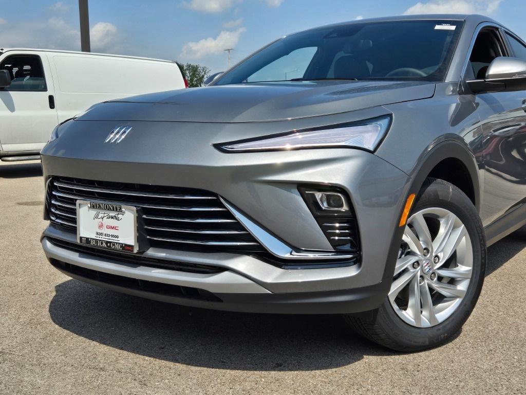 new 2025 Buick Envista car, priced at $23,926