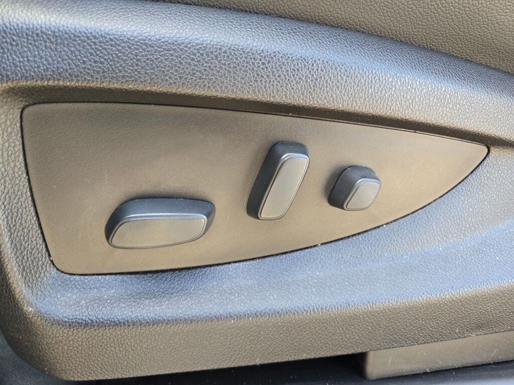 used 2018 Chevrolet Silverado 1500 car, priced at $27,925