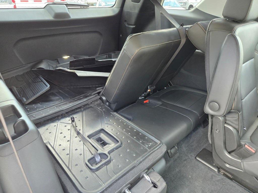 used 2021 Chevrolet Traverse car, priced at $32,925