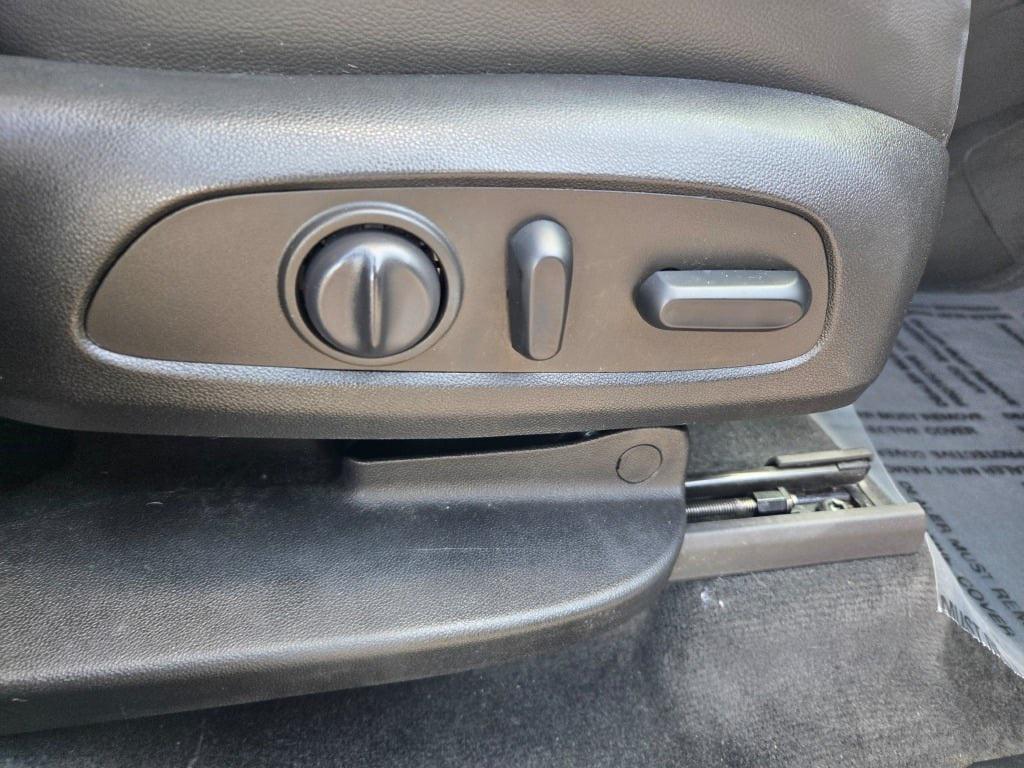 used 2021 Chevrolet Traverse car, priced at $32,925