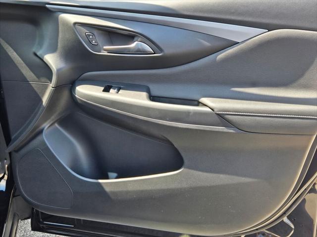 new 2025 Buick Envista car, priced at $25,714