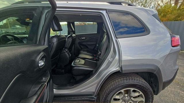 used 2020 Jeep Cherokee car, priced at $18,950