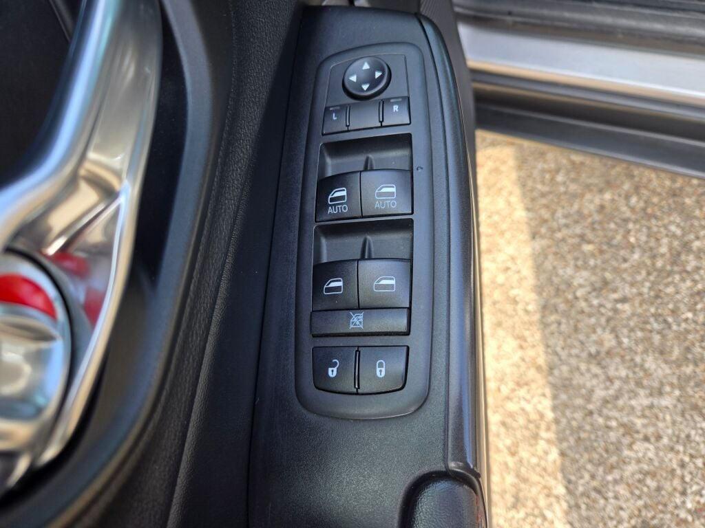 used 2020 Jeep Cherokee car, priced at $18,650