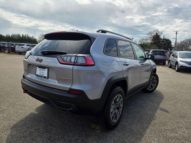used 2020 Jeep Cherokee car, priced at $18,740