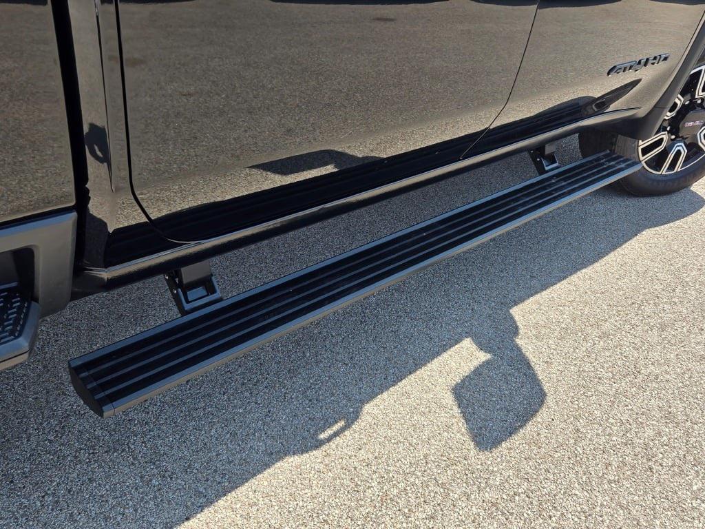 used 2022 GMC Sierra 2500 car, priced at $62,550