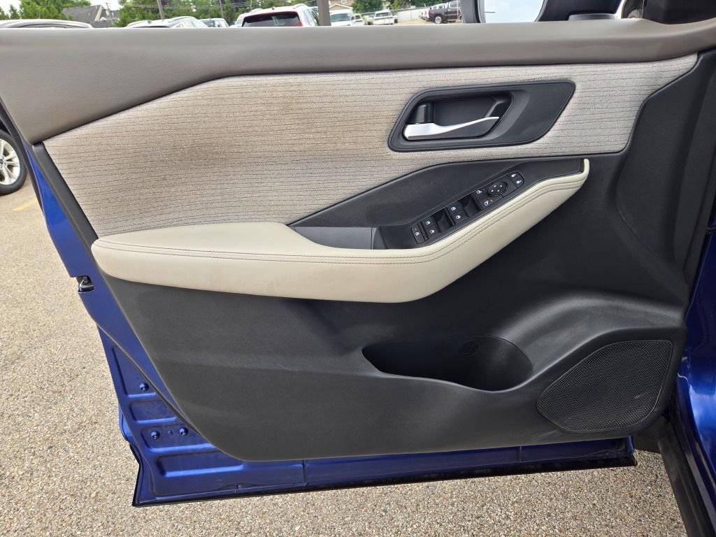 used 2021 Nissan Rogue car, priced at $17,925