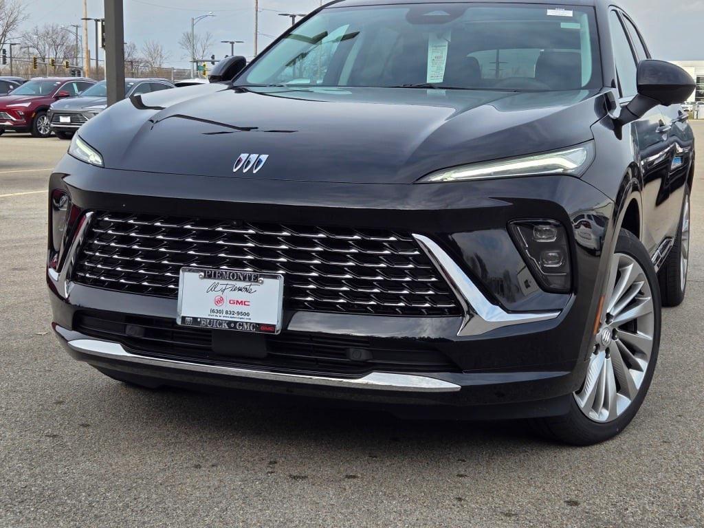 new 2025 Buick Envision car, priced at $44,026