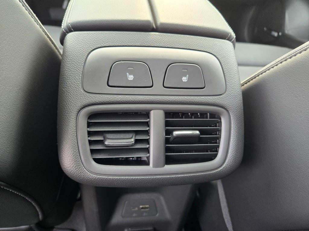 new 2025 Buick Envision car, priced at $44,026