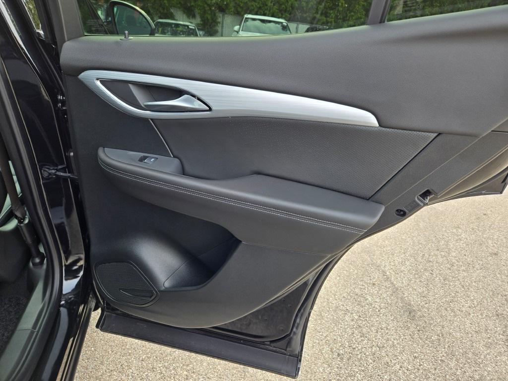 new 2025 Buick Envision car, priced at $44,026