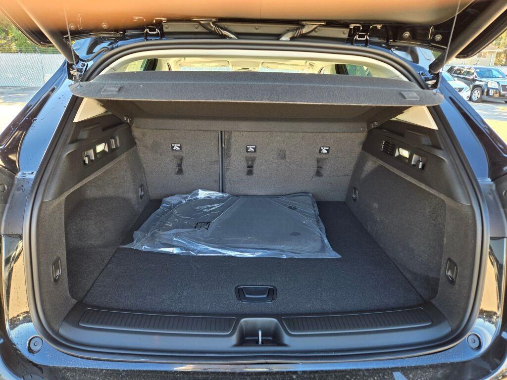 new 2025 Buick Envision car, priced at $41,401