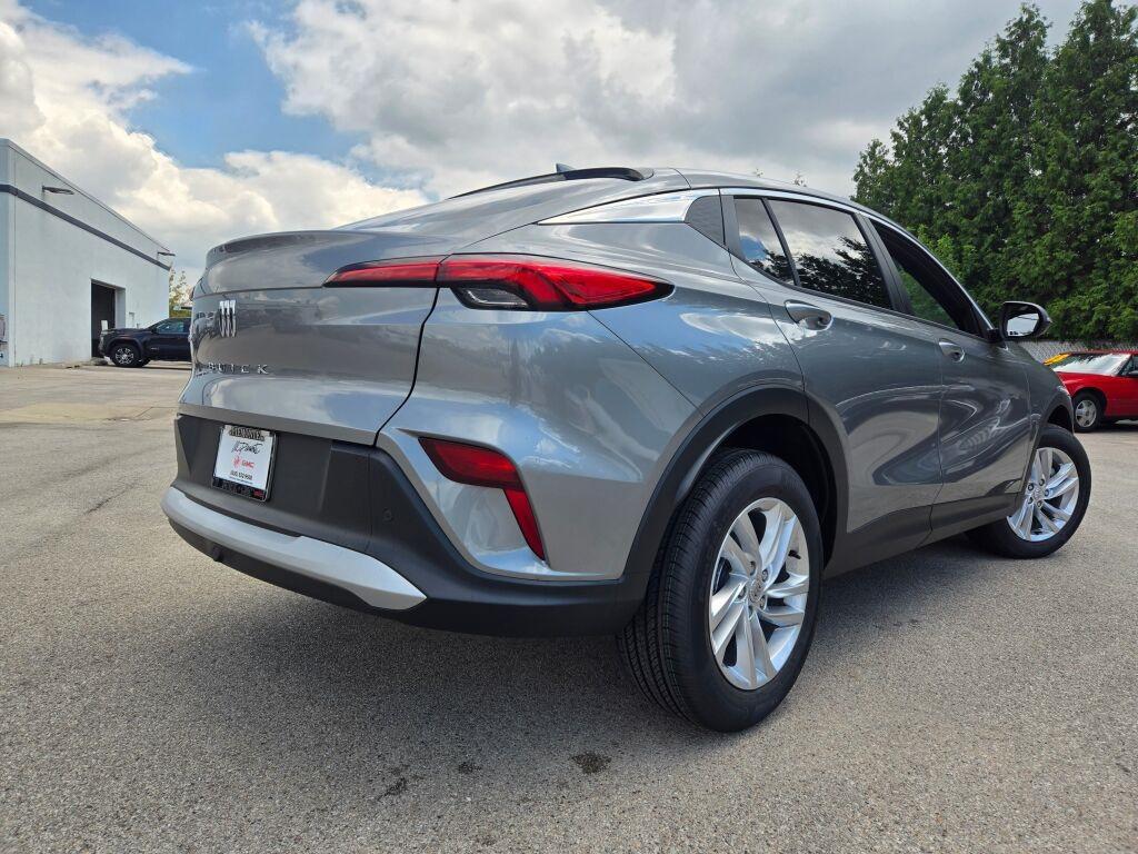 new 2025 Buick Envista car, priced at $24,985