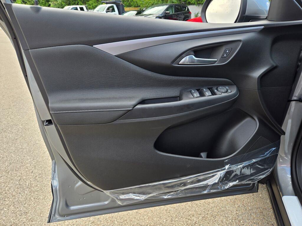 new 2025 Buick Envista car, priced at $24,985
