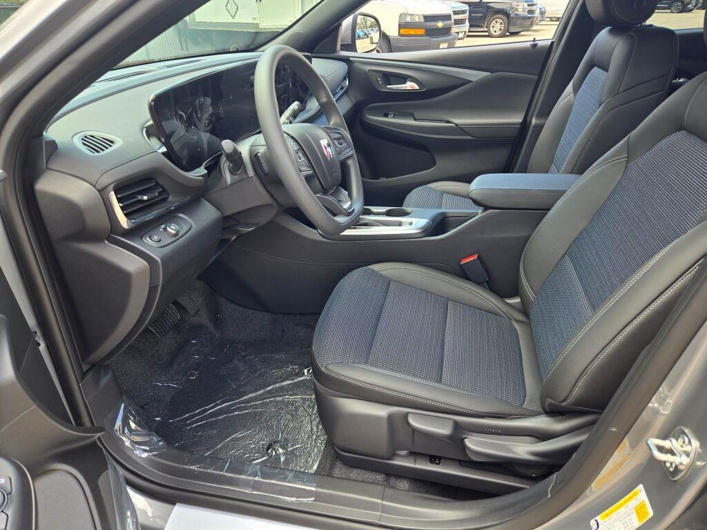 new 2025 Buick Envista car, priced at $24,985