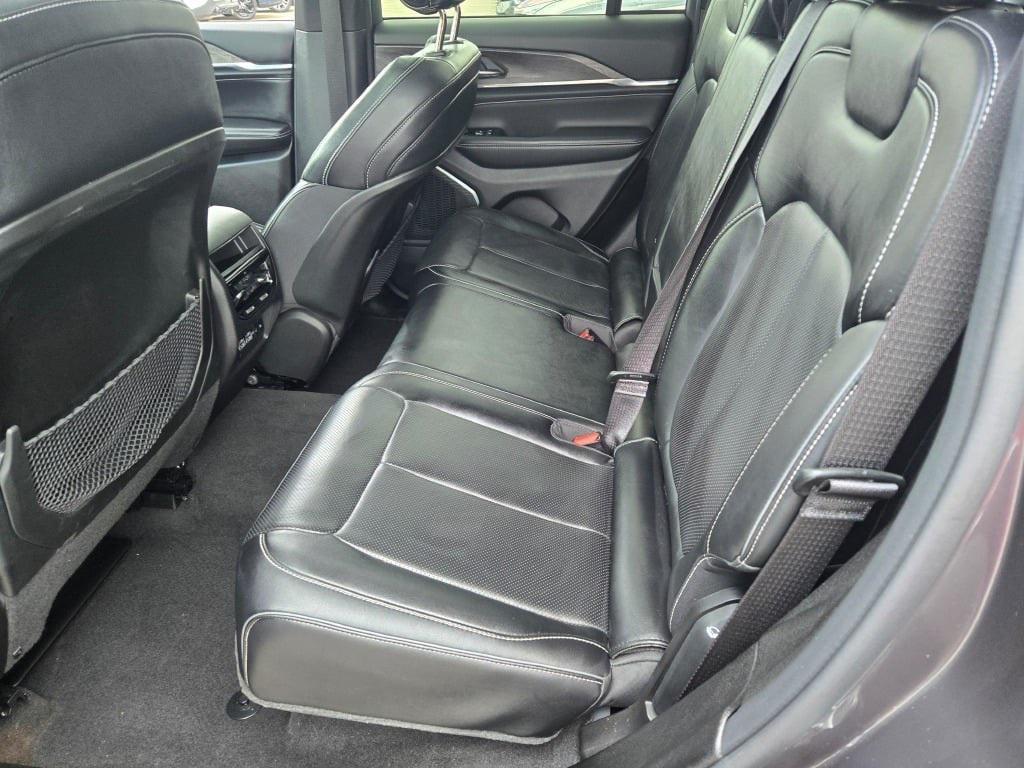 used 2022 Jeep Grand Cherokee car, priced at $37,550