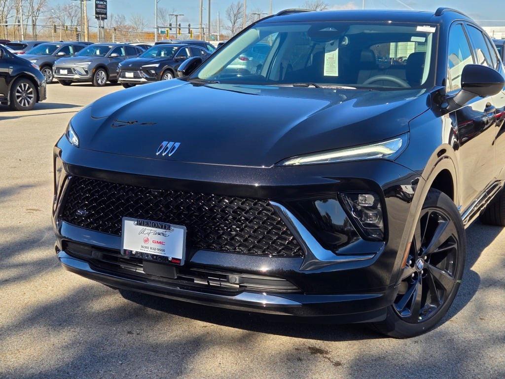 new 2025 Buick Envision car, priced at $40,250