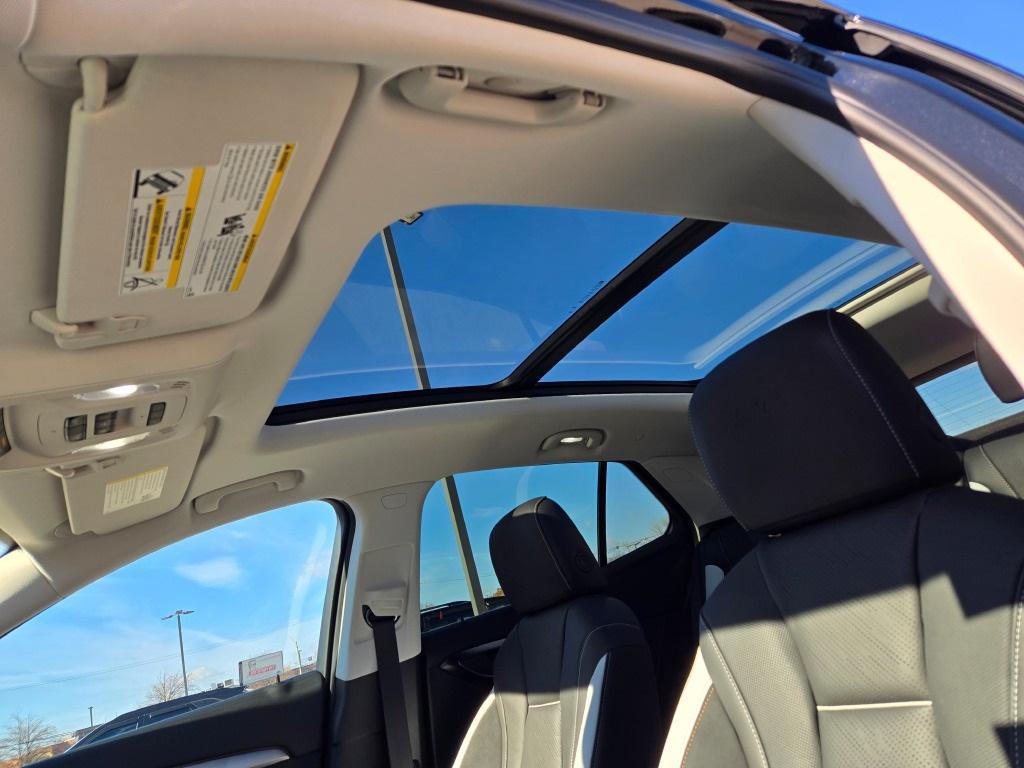 new 2025 Buick Envision car, priced at $40,250