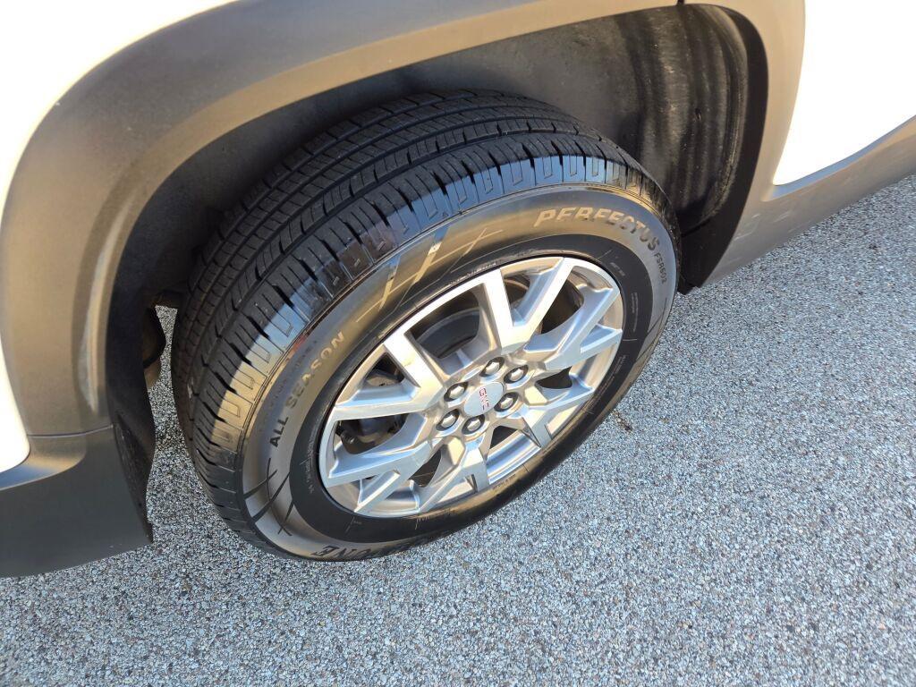 used 2021 GMC Acadia car, priced at $23,800