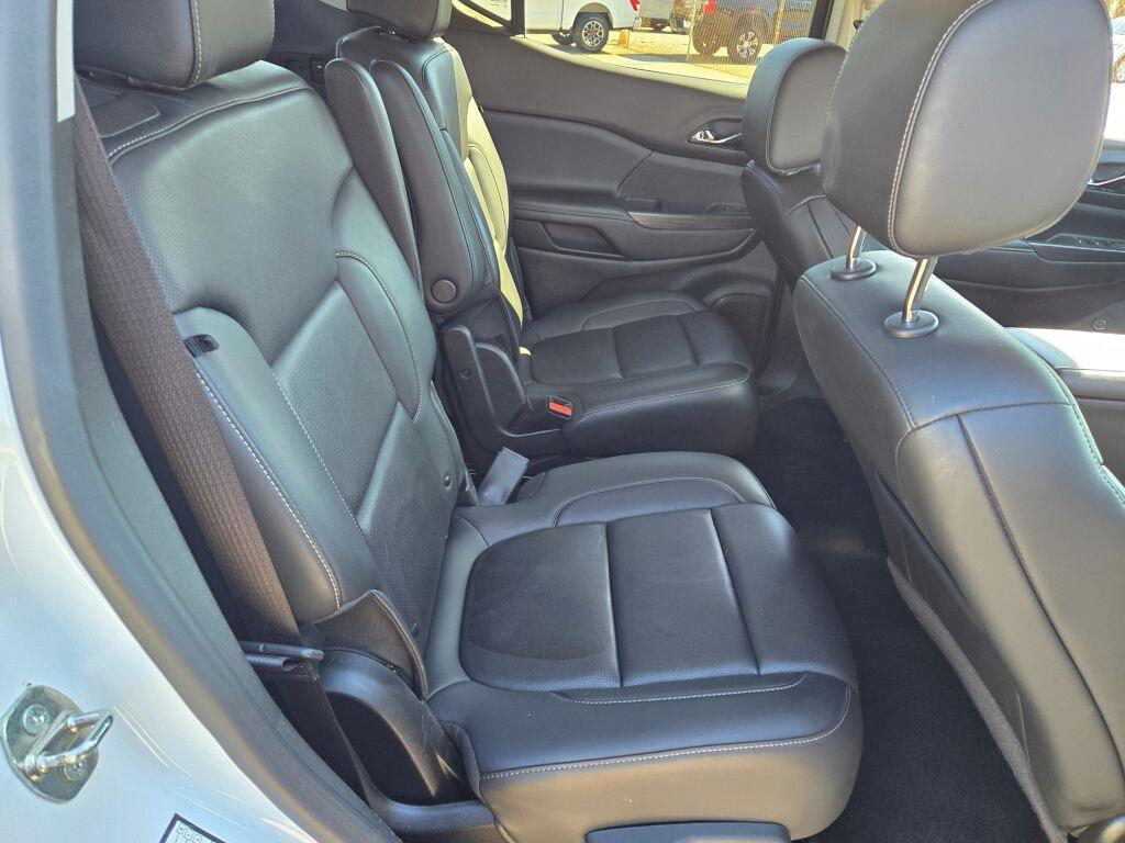 used 2021 GMC Acadia car, priced at $23,800