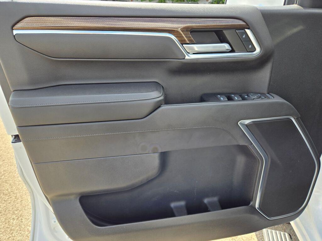 used 2023 Chevrolet Silverado 1500 car, priced at $39,600