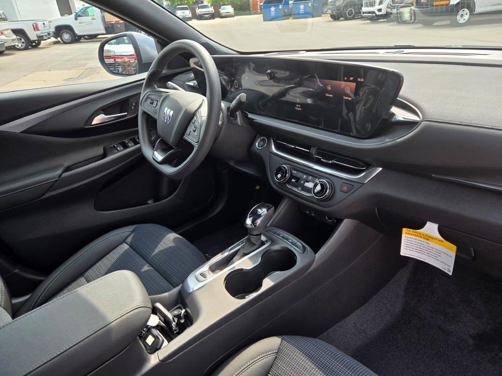 new 2025 Buick Envista car, priced at $23,990