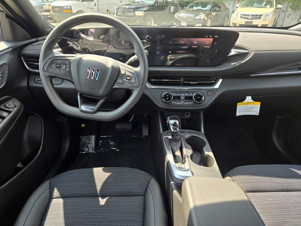new 2025 Buick Envista car, priced at $23,990