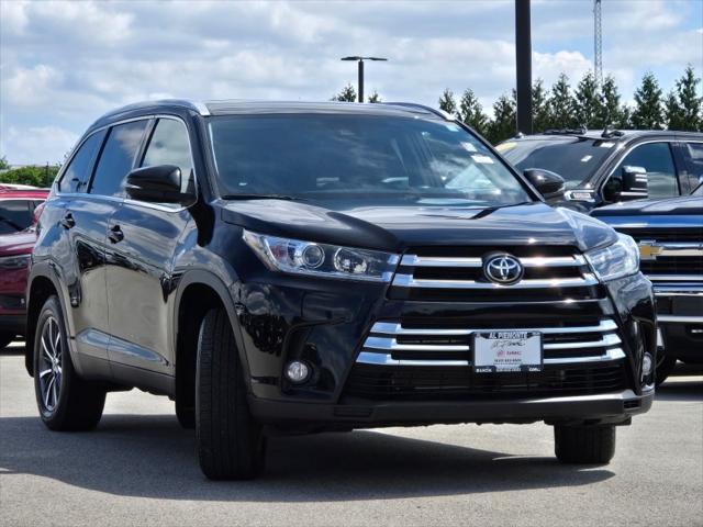 used 2019 Toyota Highlander car, priced at $29,800