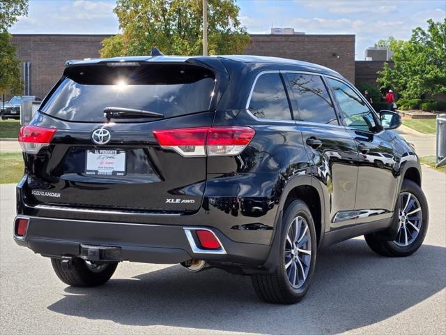 used 2019 Toyota Highlander car, priced at $29,800