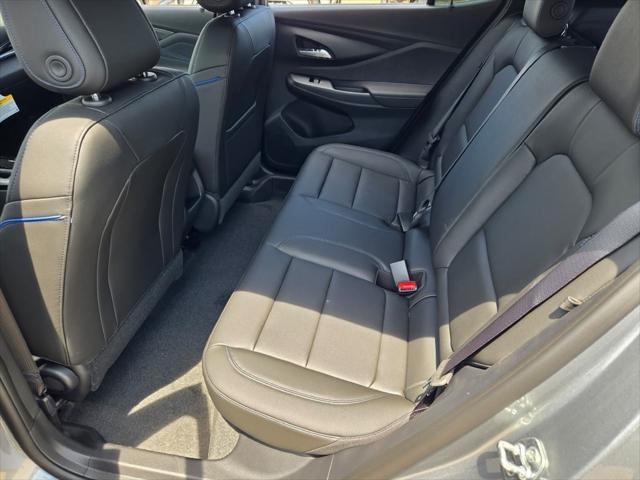 new 2025 Buick Envista car, priced at $26,796
