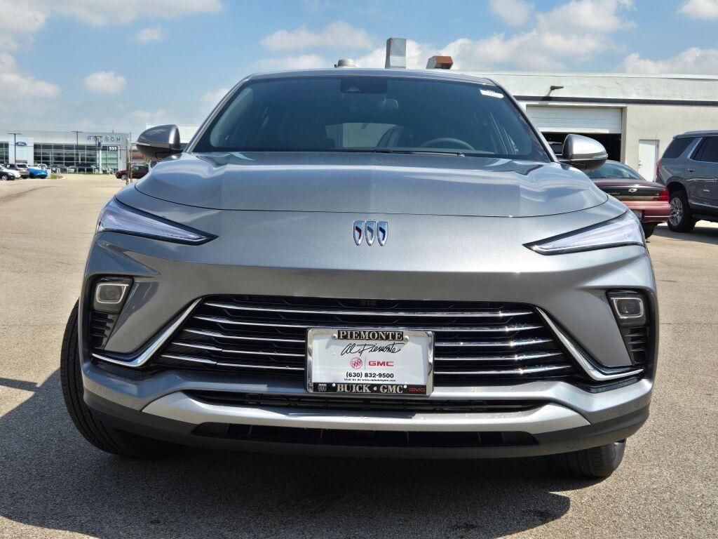 new 2025 Buick Envista car, priced at $23,926