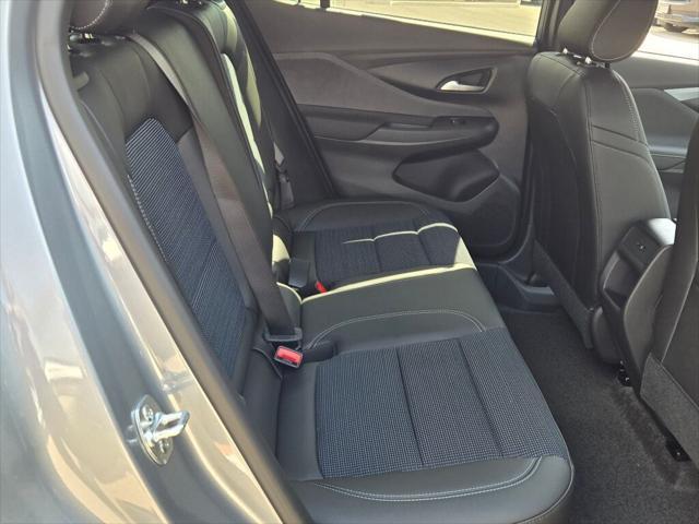 new 2025 Buick Envista car, priced at $24,709
