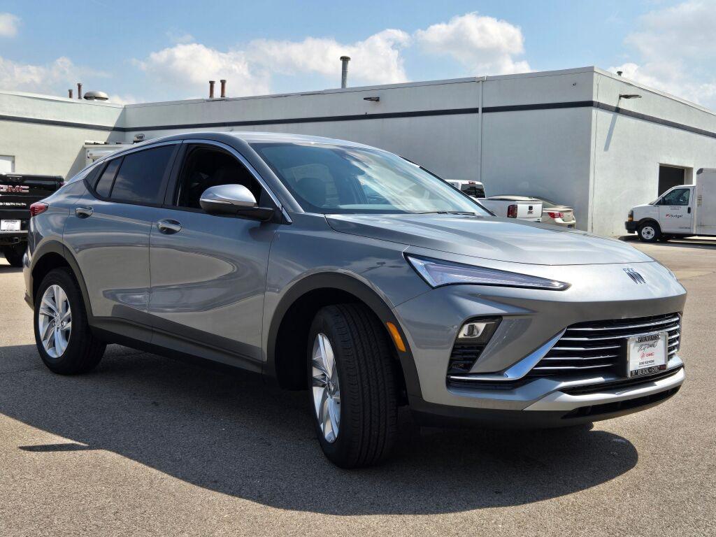 new 2025 Buick Envista car, priced at $23,926