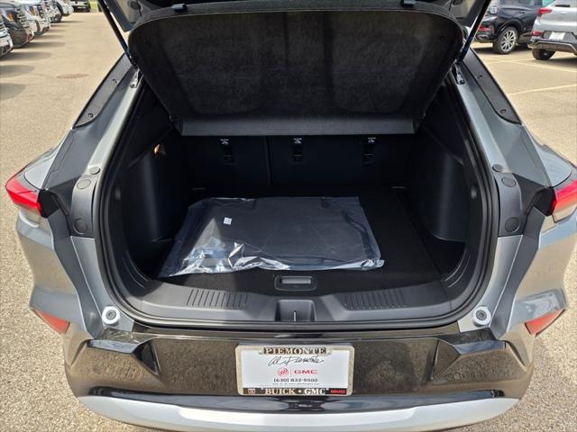 new 2025 Buick Envista car, priced at $28,085
