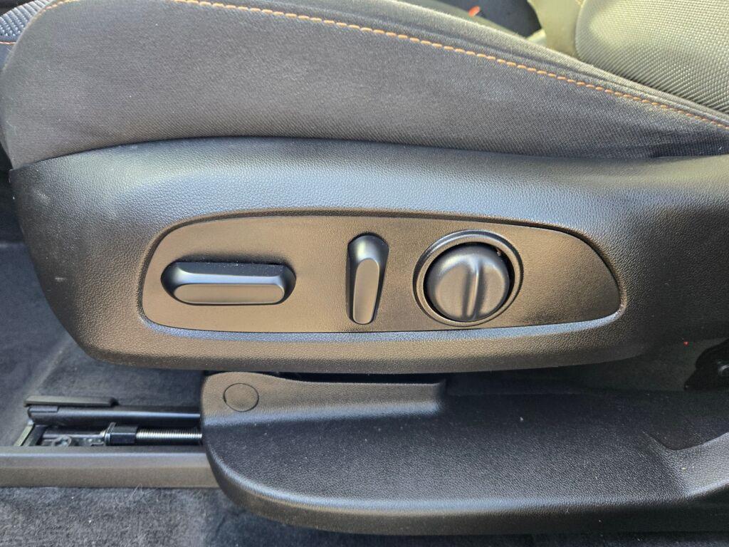 used 2021 Chevrolet Traverse car, priced at $27,625