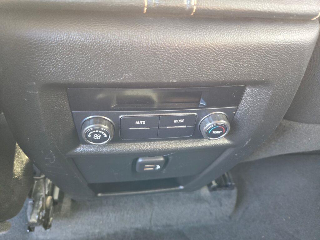 used 2021 Chevrolet Traverse car, priced at $27,625