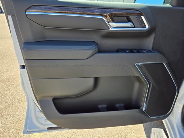 new 2025 GMC Sierra 1500 car, priced at $51,307