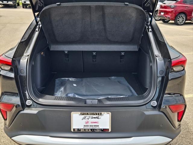 new 2025 Buick Envista car, priced at $25,690