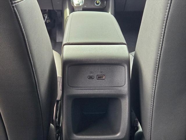new 2025 Buick Envista car, priced at $25,690
