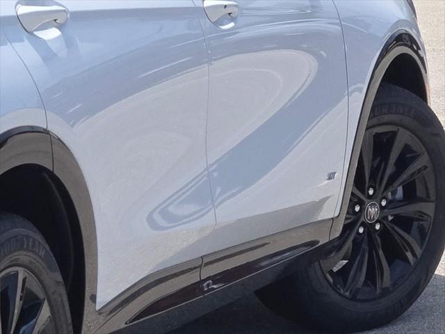 new 2025 Buick Envista car, priced at $27,590
