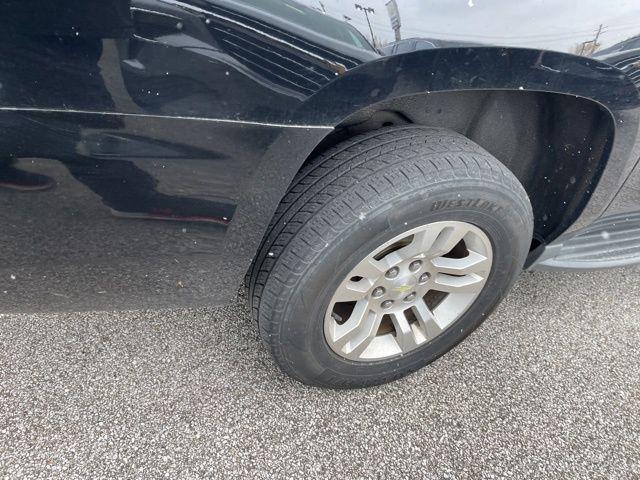 used 2015 Chevrolet Suburban car, priced at $10,235