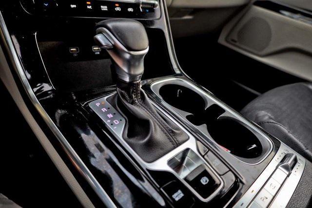 used 2023 Kia Carnival car, priced at $36,500