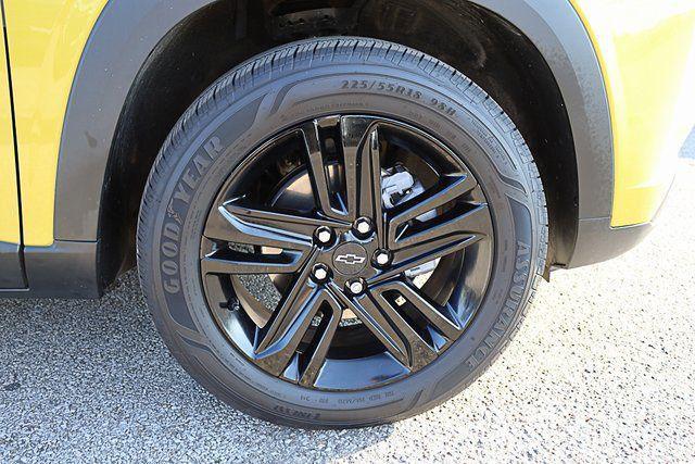 used 2025 Chevrolet Trax car, priced at $25,880