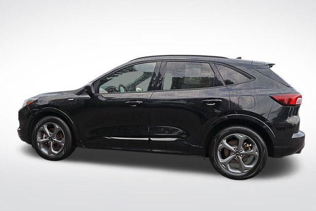 used 2023 Ford Escape car, priced at $21,036
