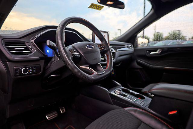 used 2023 Ford Escape car, priced at $21,036