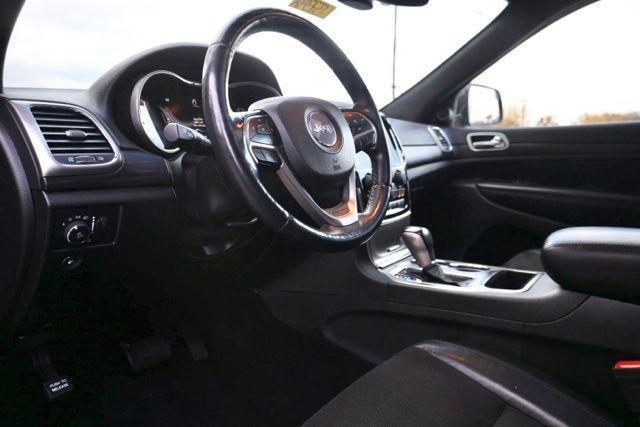 used 2020 Jeep Grand Cherokee car, priced at $24,584