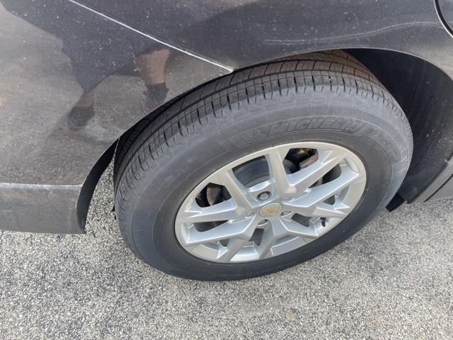 used 2022 Chevrolet Equinox car, priced at $21,081